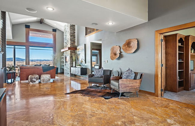 Raz Hideaway 7 Bedroom Mountain Ranch - Photo 2