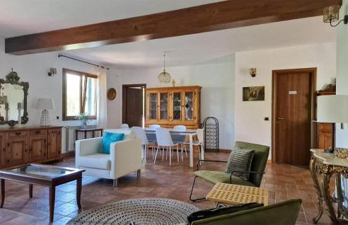 Gorgeous Apartment In Camporosso - Photo 4