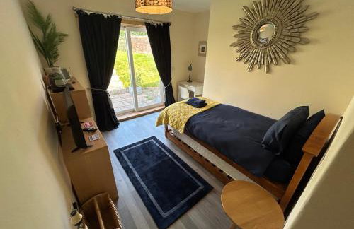 Ladyland Cottage in Maybole - Photo 6