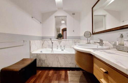 The Pantheon view in the heart of Rome - Photo 23