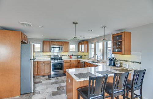 Narragansett Home with Scenic Views Walk to Beach! - Foto 8