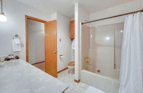 Stunning Calhan Home with Indoor Pool! - Foto 22