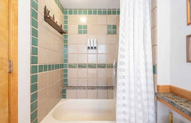 Lulu City 4B by Avantstay Beautiful Condo 100 Yards From Lift #7 Permit #:3639 - Foto 8