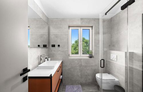 Beeindruckende Villa mit Panoramablick, Privatpool, Tischtennis, Tischfussball, Spielplatz, Babybett - Foto 23