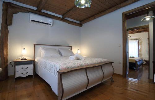 Matzanas House - Photo 8