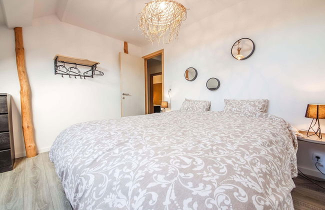 Quietly Located Farmhouse L'echappee Belle - Photo 9