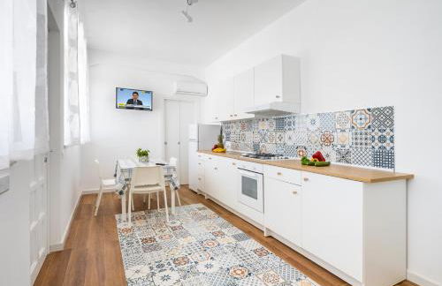 Arricàmpati Villa & Bringo Car Rental - Foto 9