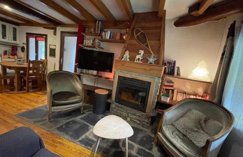 Le REFUGE véritable cocon avec Cheminée - Foto 2