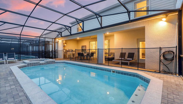 Ever After by Avantstay Pop Culture Design, Pool - Foto 2, Imagen principal