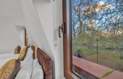 2 Bedroom Flat By Key Light Properties Short Lets & Serviced accommodation two minutes walk from Canada Water Station - Great for Contractors, Group and Family - Foto 4