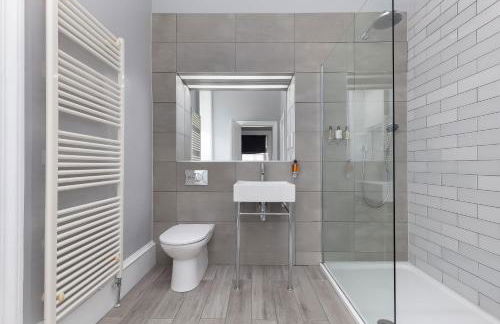 Destiny Scotland - Distillers House - Foto 58