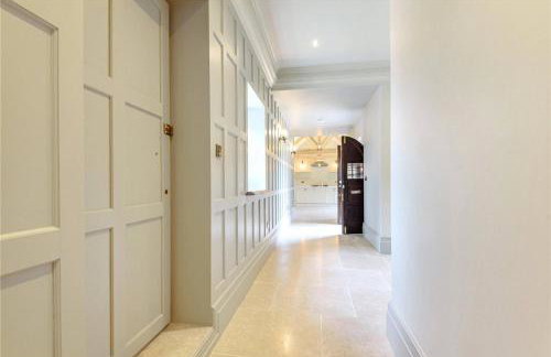 Higginson House - Photo 7