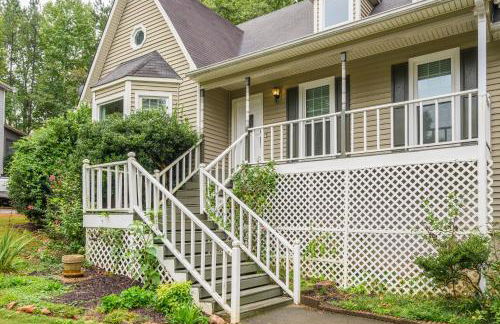 Relax In This 4BR Retreat With Screened Snug Porch - Foto 31