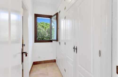 YOLO Spaces - Sotogrande White House Villa - Foto 8