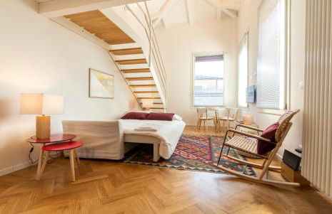 Asinelli Panoramic Rooftop, In front of the Two Towers - Photo 9