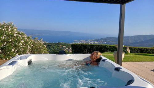 Gîtes Sassone, piscine, jacuzzi et vue mer panoramique sur Ajaccio - Foto 4