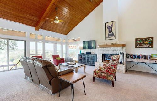 Regal Riverfront Retreat - Foto 8