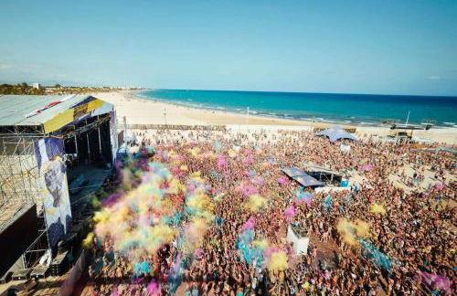 Apart. Port Arenal con terraza y piscina - Foto 27