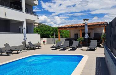 Villa Apartment AA 2 - Photo 1