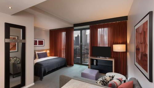 Adina Apartment Hotel Frankfurt Neue Oper - Photo 2