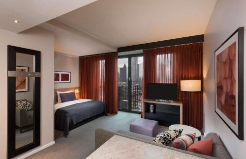 Adina Apartment Hotel Frankfurt Neue Oper - Photo 2