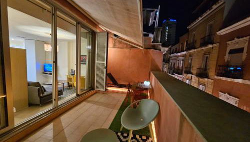 Big Terrace in private Loft on San Francisco street - Photo 5