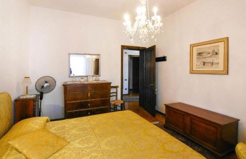 Stunning Home In Castelvecchio Di Comp - Foto 26