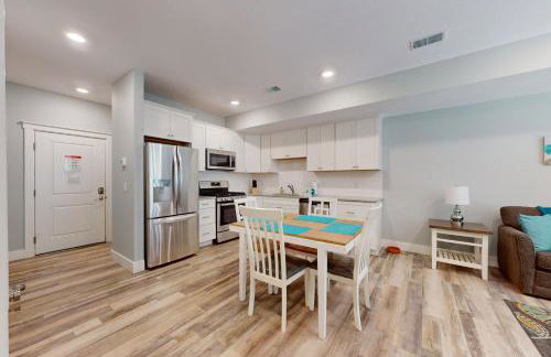 Cozy TC Bay Condo - Photo 8