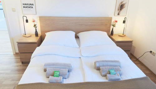 Möbliert-nahe STARLIGHT EXPRESS in Bochum -WLAN-Netflix-Loggia oder Terrasse - Foto 5