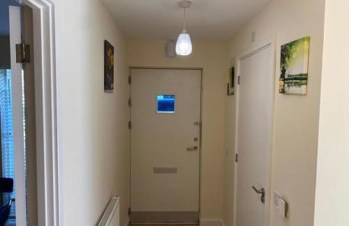 Homely & Warm Trumpington House w Parking, 5 mins drive to Bio Medical Campus, Addenbrooke's & Papworth hospitals - Foto 16