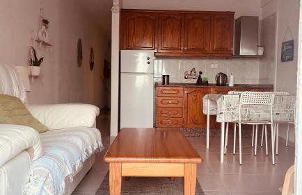 Apartamento con piscina y parking en Playa de las Américas - Foto 21