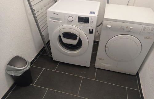 Work and Stay Sundern-Allendorf Modernisierte Unterkunft mit 5 Betten plus Schlafcouch mit Balkon - Foto 32