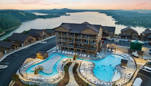 A Birds Eye Bridge View - 5 BDR with Private Hot Tub - Foto 2