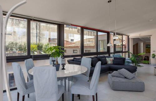 Luxury Panoramic Loft with heated pool near Catania, Taormina, the Sea and Mount Etna by SicilianRelaxingHomes - Foto 50