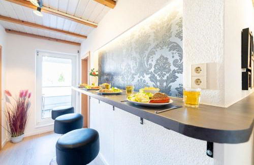 6 people near Basel & Black Forest, stylish, functional - Foto 10