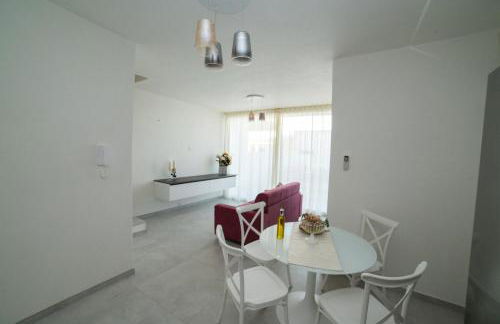 VILLA PONENTE - Beach & Jacuzzi - Foto 19