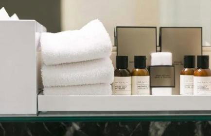 West London Residences - Private Terrace - Opposite Piccadilly Line 20min SOHO Oxford Street - Photo 9