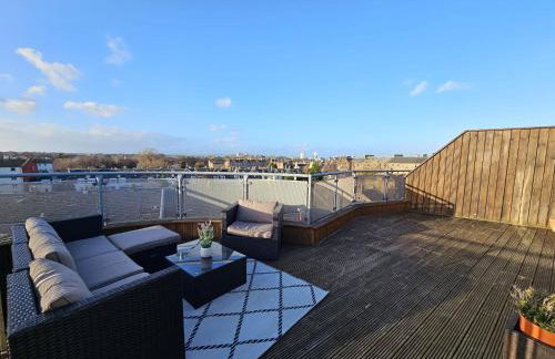 Rooftop Retreat - Foto 17