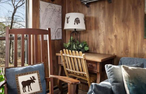 Zen Vibe w Fireplace Grill Deck & Screened Porch - Foto 21