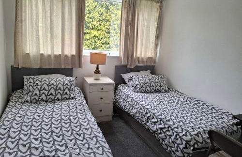 Nicely decorated 3 bedroom house near Heathrow, London - Foto 22