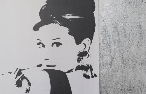 Unit 106 Stylish Condo with Free Parking and Close to Downtown - Foto 47