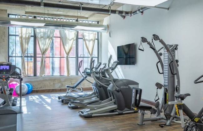 Sosuite 2BR Penthouse w Balcony W D Gym - Foto 7