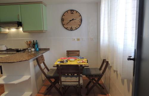 ACOGEDOR ADOSADO entre mar y montaña - Foto 48