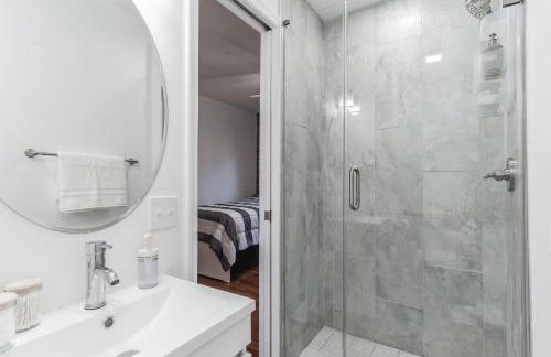 Beltline Beauty Mins to Benz Stadium, Game Room - Foto 24