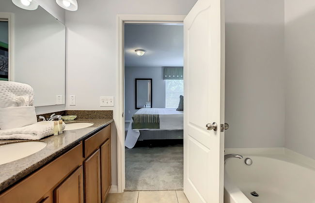 Calabria Villa Near Disney - Pool - Game Room - Foto 28