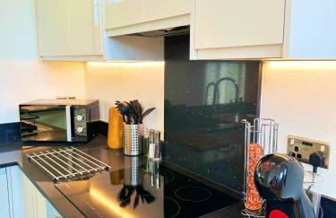 Eclipse Apartment - Modern 2 Bed 6 guest Apartment - Jewellery Quarter Birmingham City Centre - Photo 4