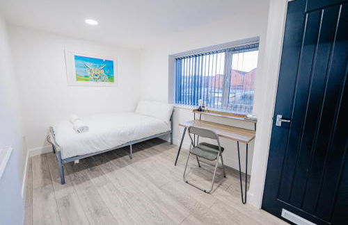 10BR 4Bath Home, Stag Do, Contractors, Big Group - Foto 40