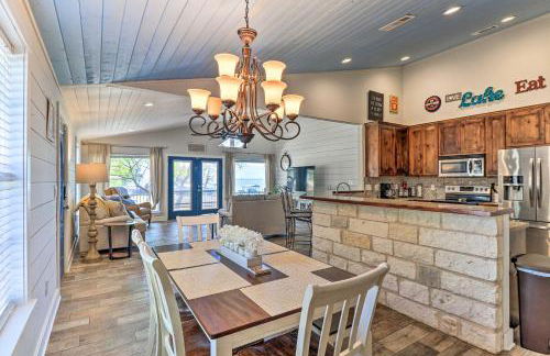 Charming Burnet Cottage with Lake View and Porch! - Foto 9