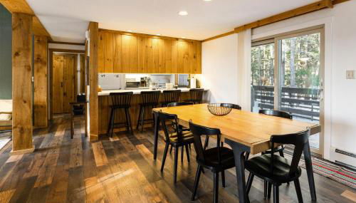 Resort-Style Community! Quechee Chalet with Deck - Photo 3