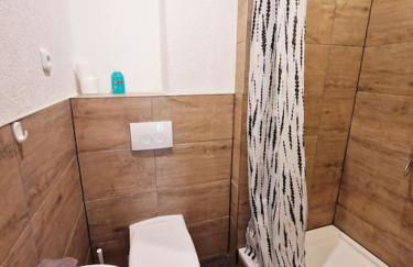 City Apartment - Photo 10